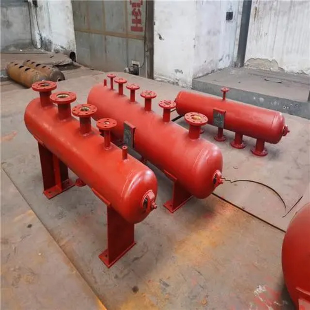 东坡分集水器安装高度